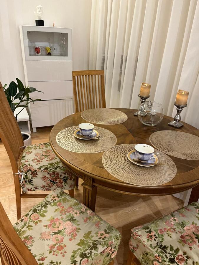 Provence Style Apartment In Old Town Klaipėda Exterior foto