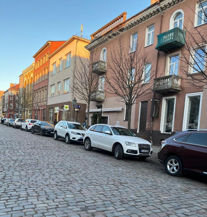 Provence Style Apartment In Old Town Klaipėda Exterior foto